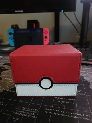 Porta Mazzo Pokémon