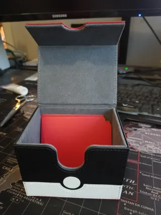 Porta Mazzo Pokémon