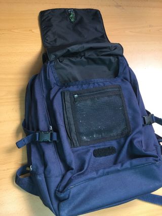 Mochila azul para portátil