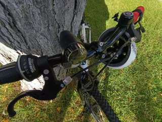 Bicicleta Infantil 24 B'TWIN + casco