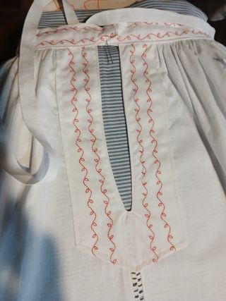 Enaguas blancas traje regional