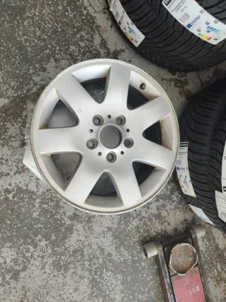 Juego de 4 Llantas 16 BMW Traffic Vivaro.