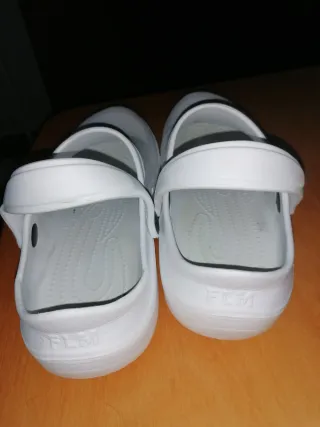 Zoccoli sanitari FLM bianchi n 37