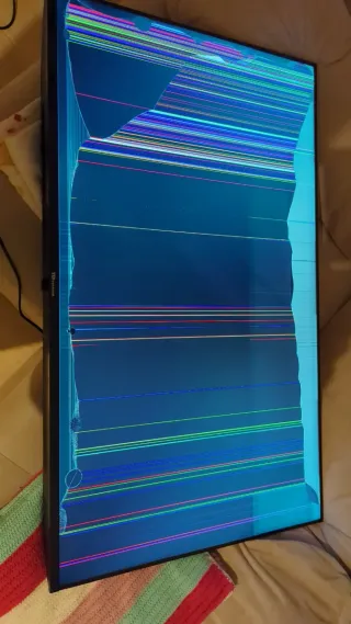 TD Systems K50DLK21GLE TV - Pantalla Rota