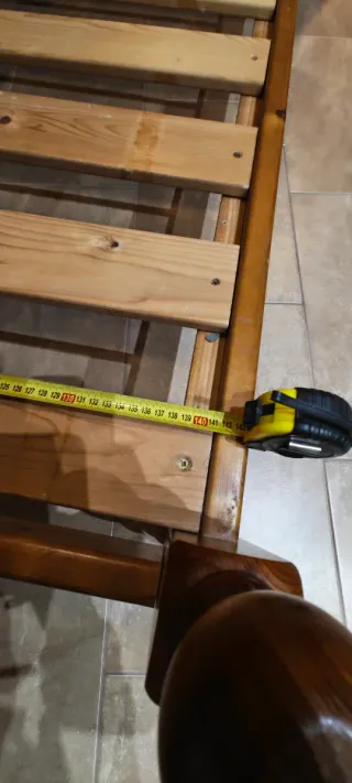 Dormitorio madera matrimonio 135 x 90 + 2 mesitas