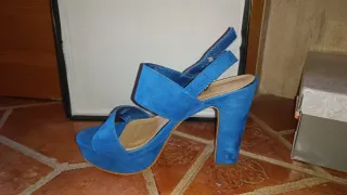 Sandalias tacón azul Talla 37