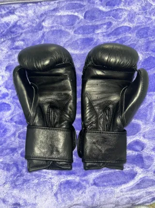 Guantes boxeo y rodilleras Kyshenko Gym KO System
