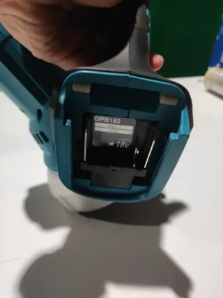 Sierra de Banda Makita DPB182Z 18V LXT