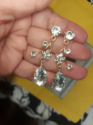 Pendientes fiesta cristales brillantes dorados