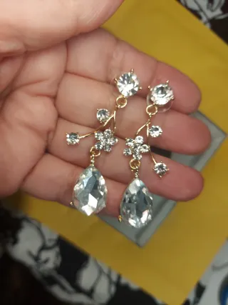 Pendientes fiesta cristales brillantes dorados