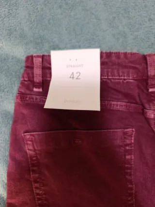 Pantalones Bershka rojos acampanados