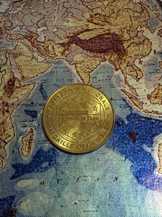 Moneda Notre Dame París