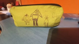 Estuche escolar con dibujos