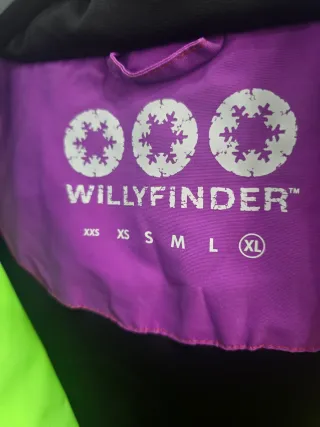 Mono de nieve arcoíris