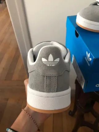 Adidas Campus Gris Talla 40