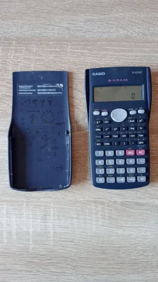 Calculadora Casio fx-82MS