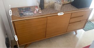 Aparador de madera moderno
