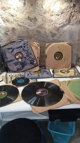 Gramola antigua principios siglo XX