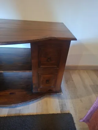 Mueble de madera estilo mexicano