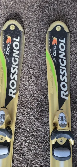 Esquís Rossignol Comp y Bastones