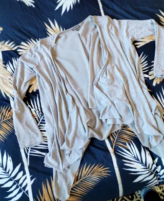 Cardigan grigio taglia unica