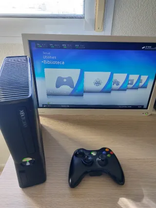 Xbox 360 + juegos y mando
