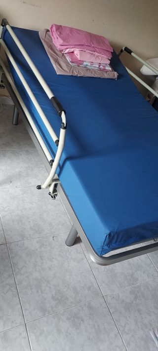 Cama articulada 105×190 cm con accesorios