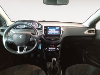 Peugeot 2008 Signature