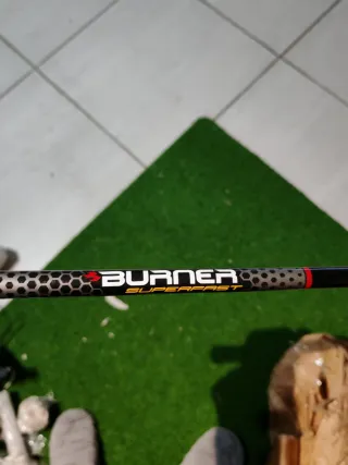 Híbrido TaylorMade Rescue 3