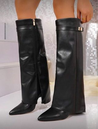 Botas altas cuero negro talla 37.5