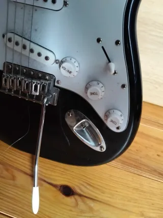 Guitarra Eléctrica Negra