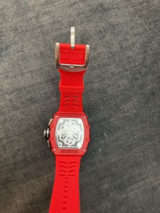 Reloj RM Rojo Elegante