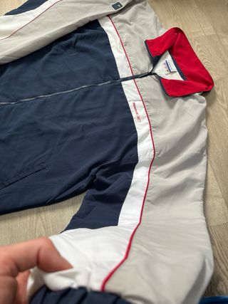 Chaqueta Reebok Vintage Beige y Azul