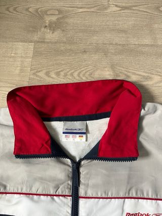 Chaqueta Reebok Vintage Beige y Azul