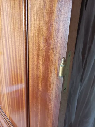 Puerta Sapelly a izquierda 62cm