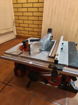 Sierra Circular de Mesa a Batería