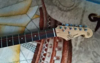 Guitarra Eléctrica Azul
