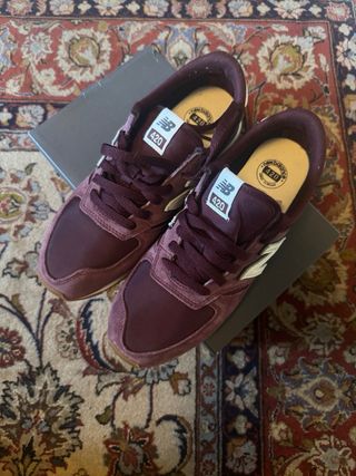 Zapatillas New Balance 420 Morado