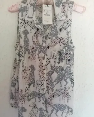 Blusa Zara Perritos Talla S