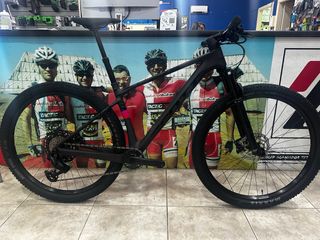 Bicicleta Scott Scale 910 2026