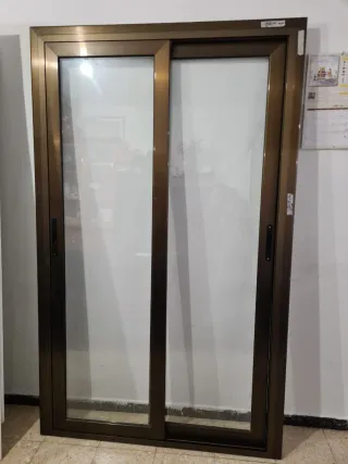 Puerta corredera aluminio