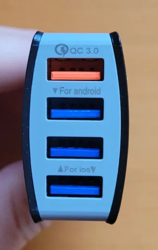 Cargador Coche QC 3.0 4 Puertos USB