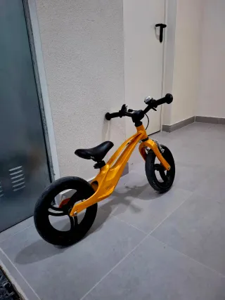 Bicicleta infantil Lionelo con freno
