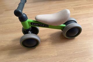 Bicicleta sin pedales Sawyer