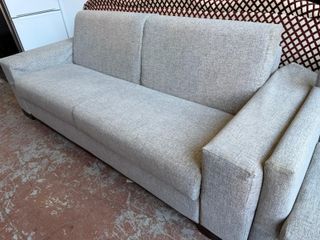 SOFA CAMA COMO NUEVO!! HACEMOS ENTREGAS!!