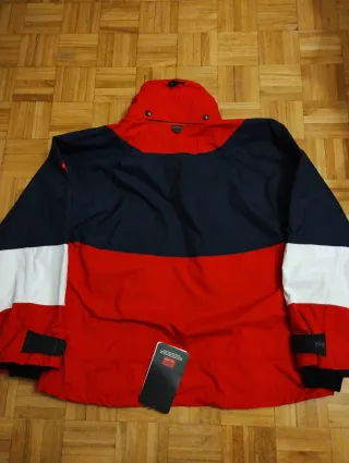 CHAQUETA NÁUTICA HELLY HANSEN nueva, talla M