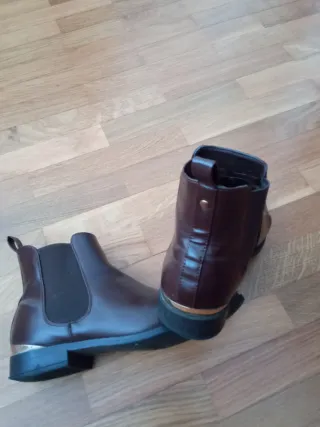 Botín Chelsea Marrón