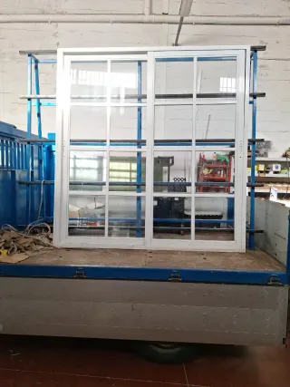 Ventana corredera aluminio 2 hojas con cristal