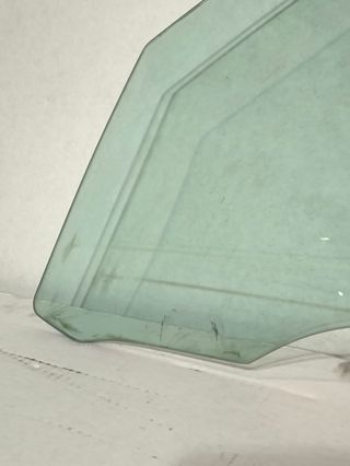 Vidrio lateral de puerta delantera original BMW