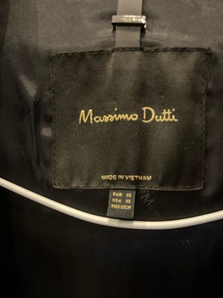 Abrigo plumífero Massimo Dutti con capucha